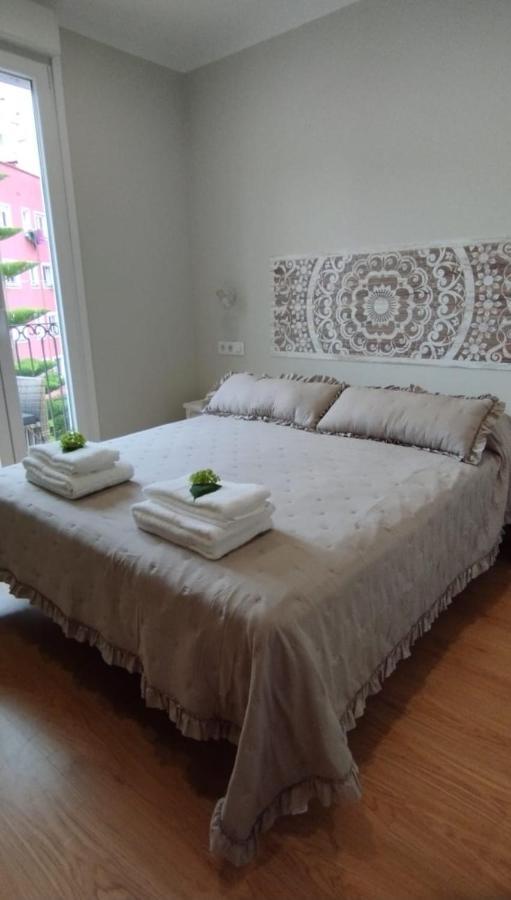 Apartamento Villalvaro Con Parking Santander Exterior foto